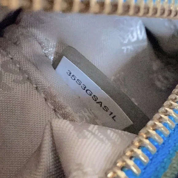 Michael Kors Large Saffino Bag - Picture 12 of 16